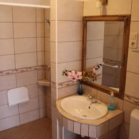 Diófa Casa de hóspedes 3*