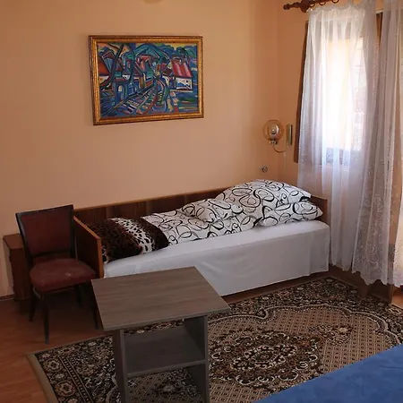 Affittacamere Diófa